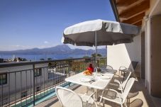 Apartamento en Torri del Benaco - South House With Pool And Lake View
