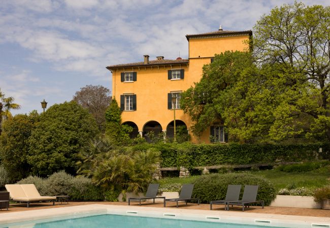 Villa en Verona - Villa Torre di Terzolan With Pool and Jacuzzi