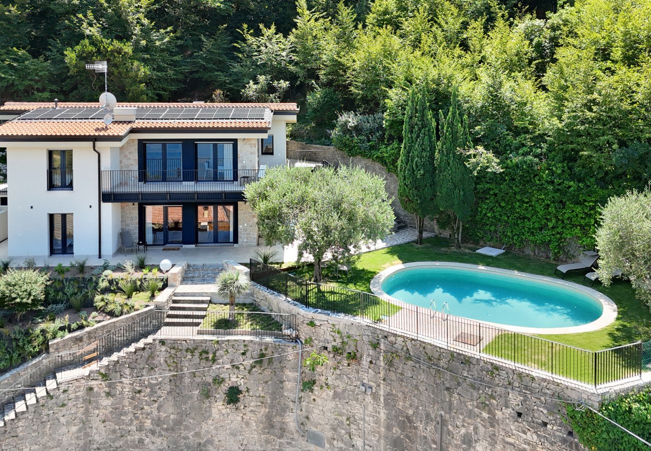 Villa in Brenzone - Villa AMA with Private Pool