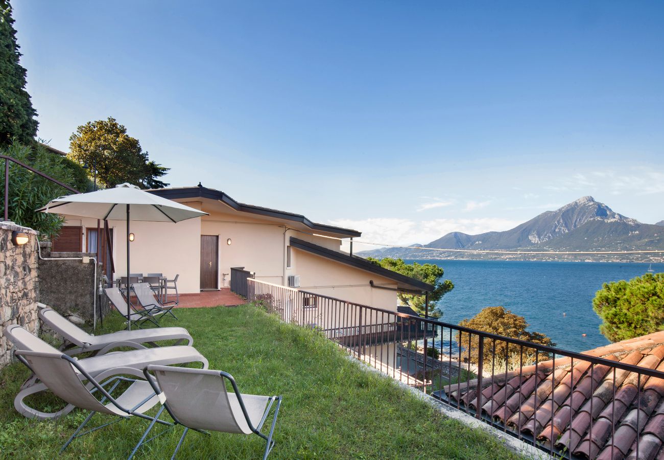 Appartement à Torri del Benaco - Greenery Loft With Lake View