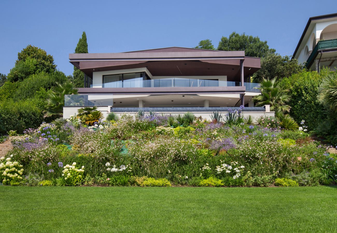 Villa à Manerba del Garda - Villa Grace with Pool on the Lake