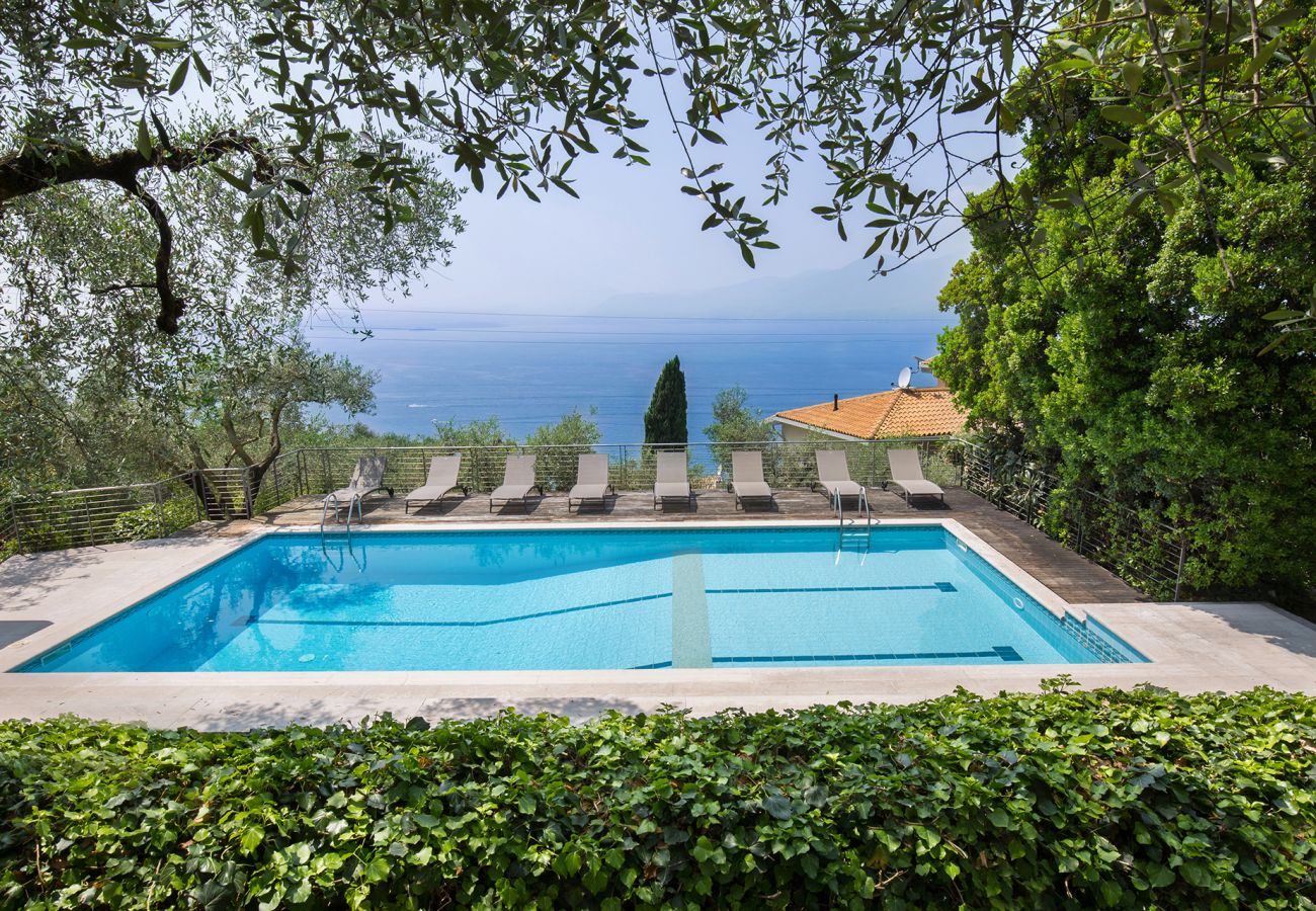 Villa à Torri del Benaco - Villa Claudia with private Pool