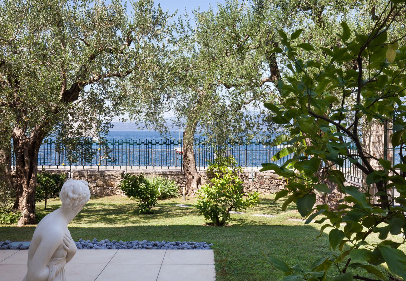 Appartamento a Torri del Benaco - Apartment Righini with Pool